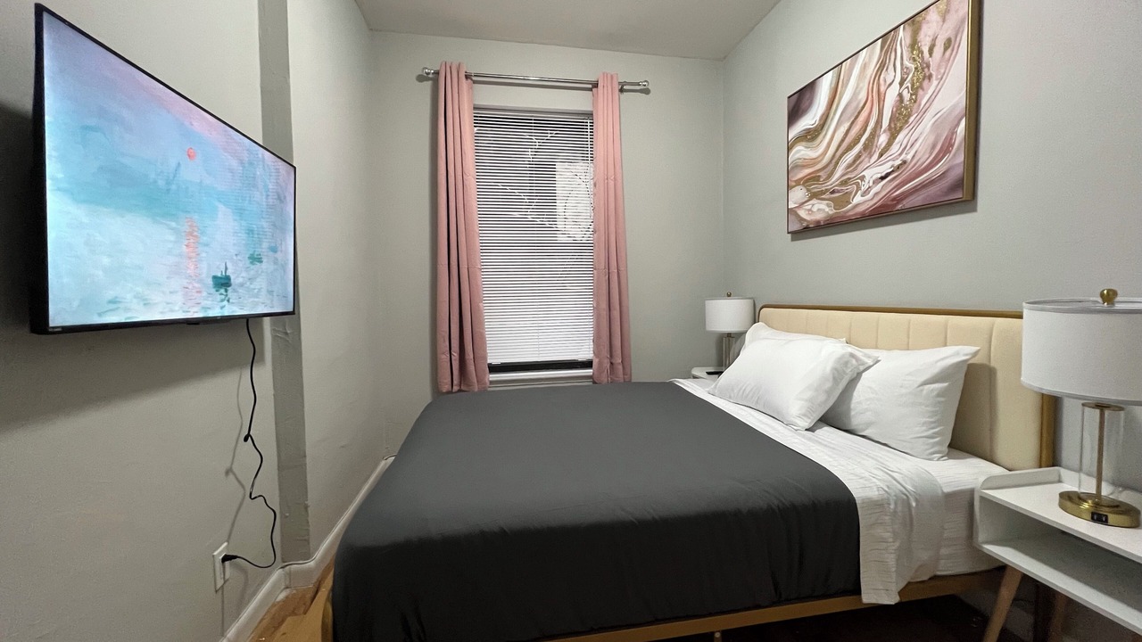 Photo of Bedroom in Central Park West