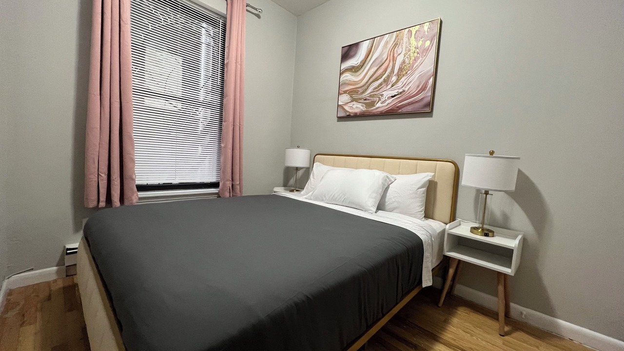 Photo of Bedroom in Central Park West