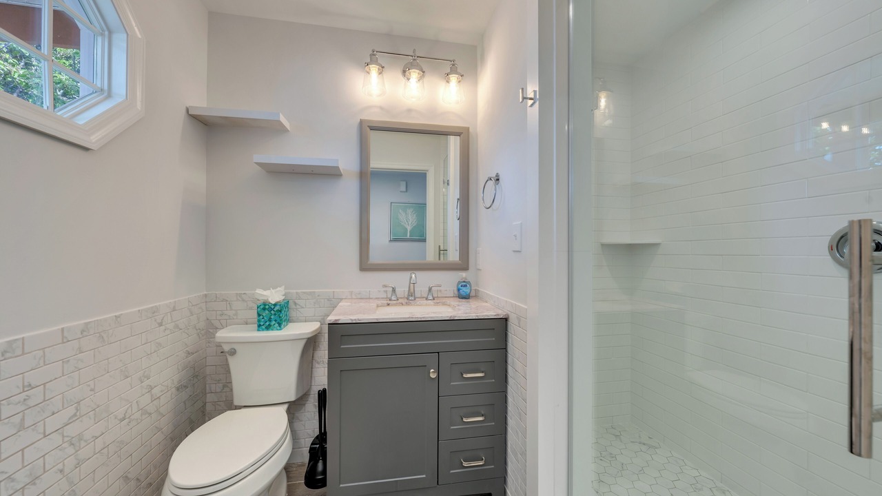 Photo of Bathroom in Del Haven