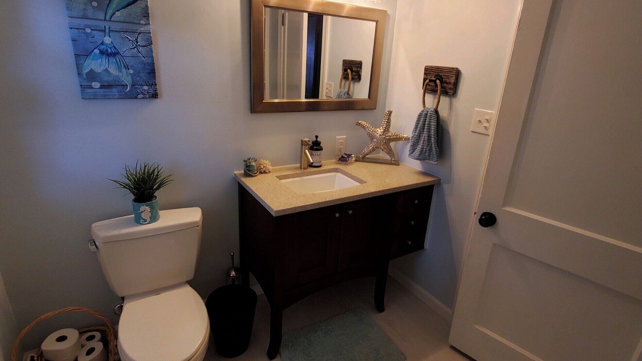 Photo of Bathroom in Rock Hall