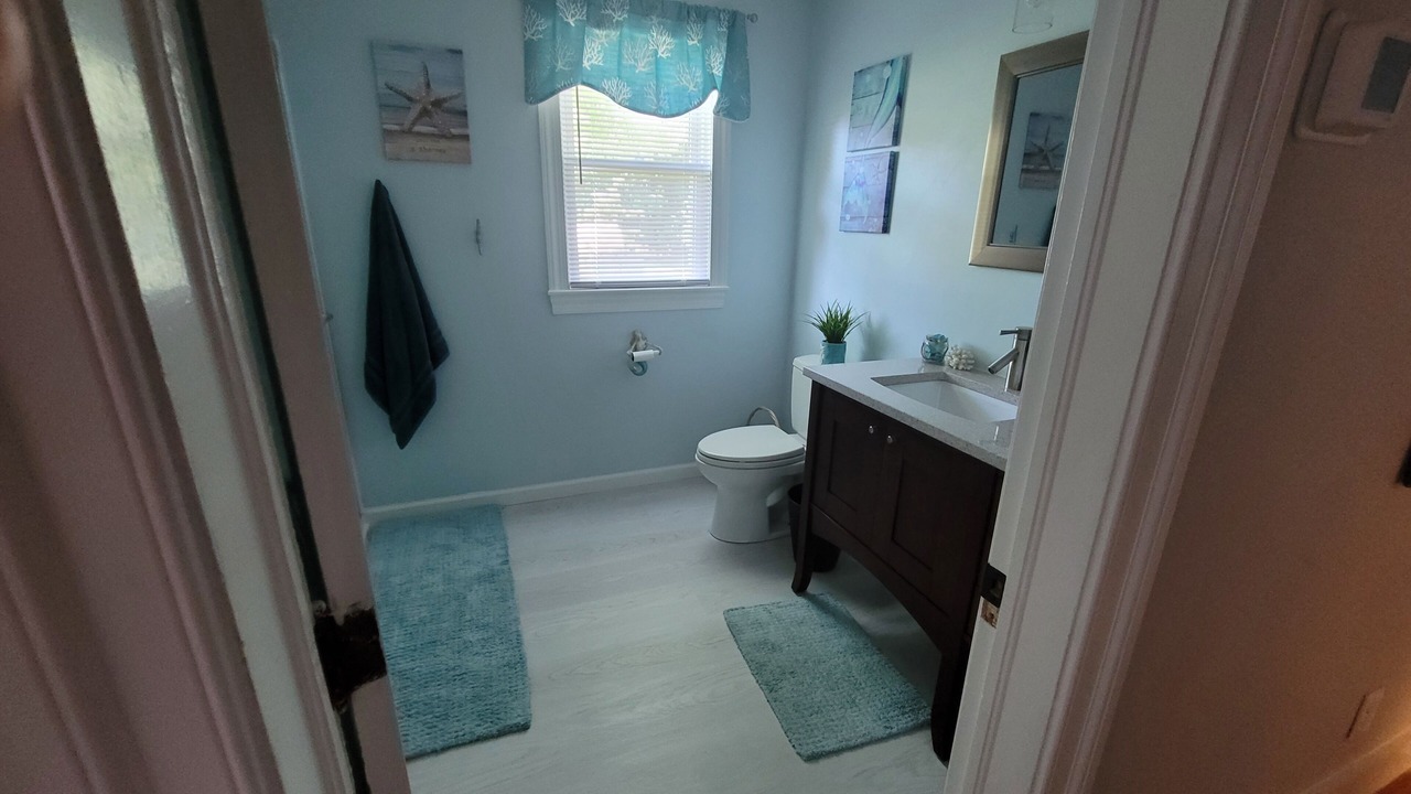 Photo of Bathroom in Rock Hall