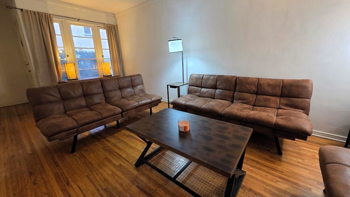 Photo of Livingroom in Beverly Hills