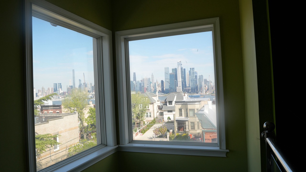 Photo of Others in Weehawken