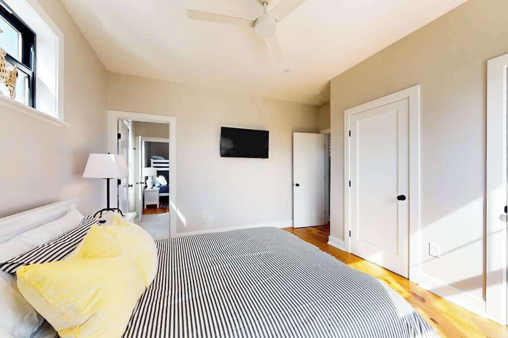 Photo of Bedroom in North Ocean City