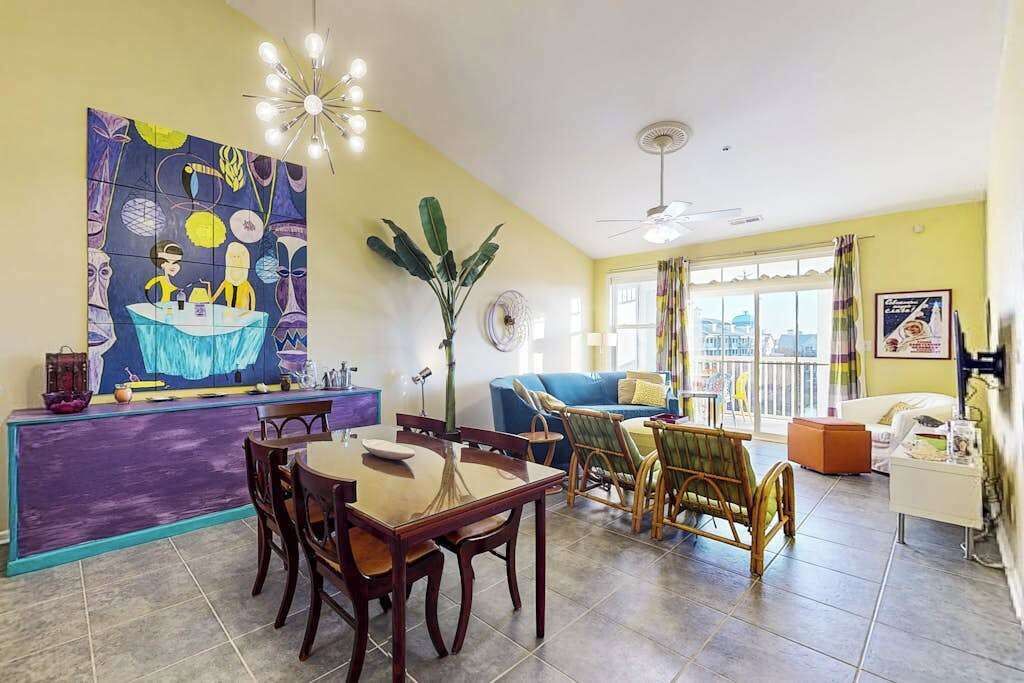 Photo of Livingroom in Sunset Island