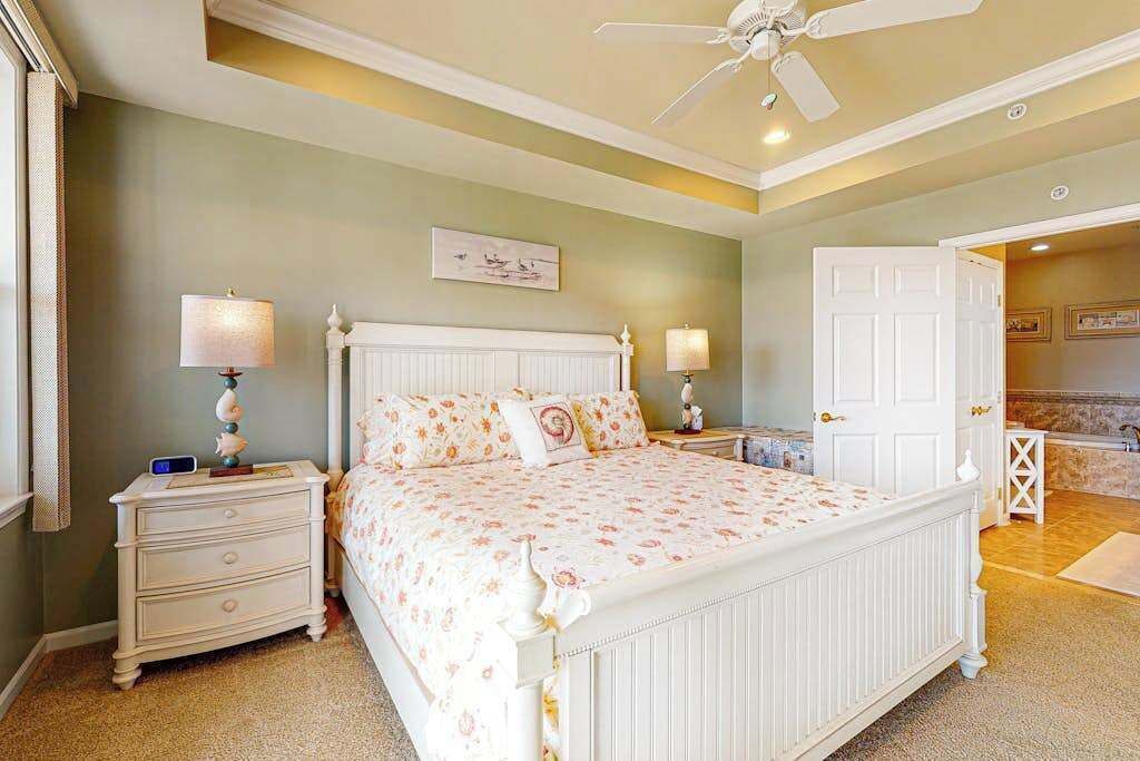 Photo of Bedroom in Sunset Island