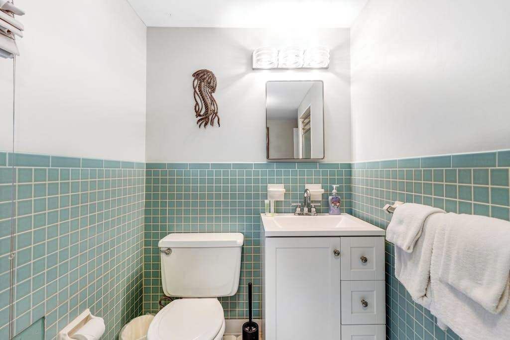 Photo of Bathroom in Little Salisbury