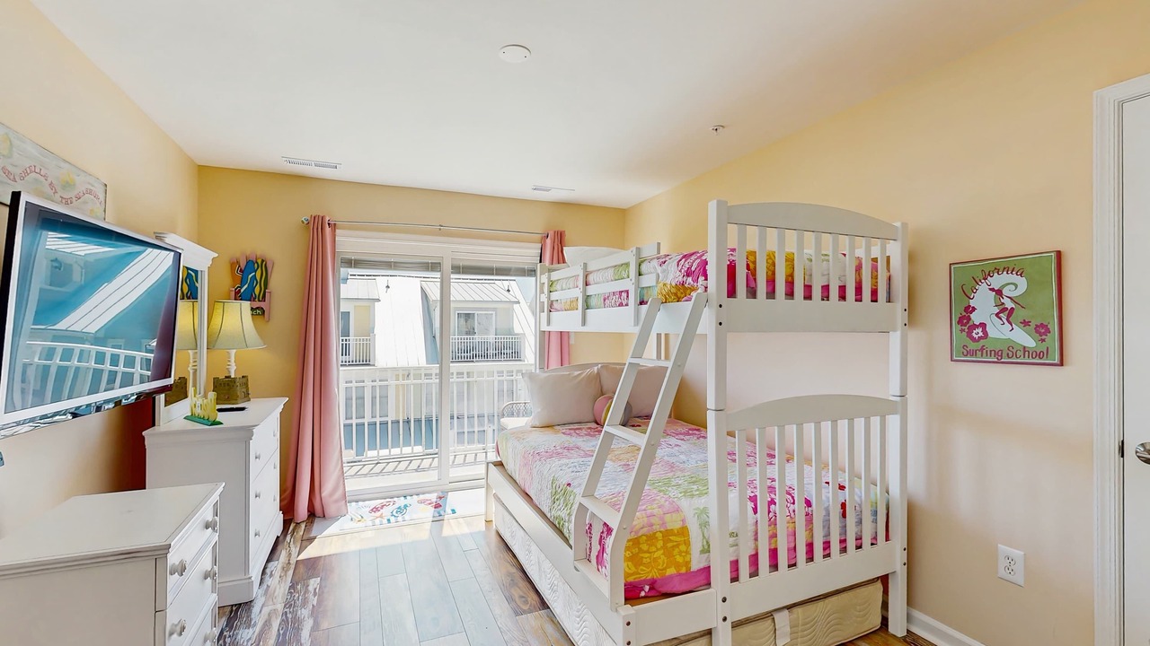 Photo of Bedroom in Sunset Island