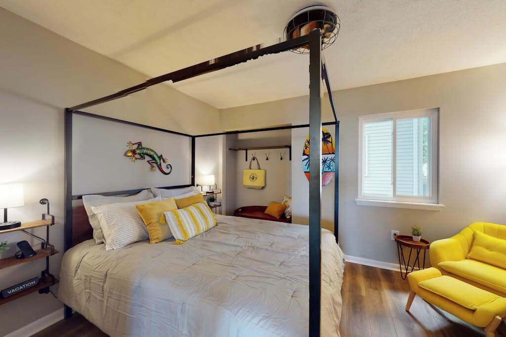 Photo of Bedroom in Caine Woods
