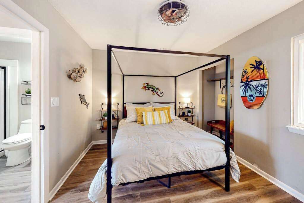 Photo of Bedroom in Caine Woods