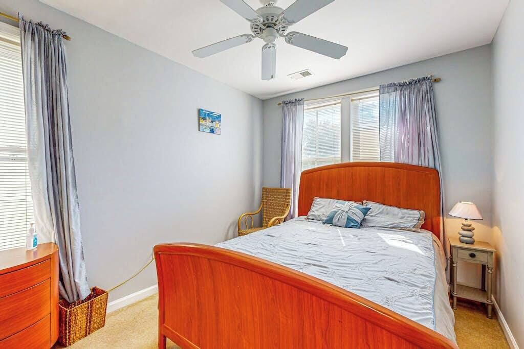 Photo of Bedroom in Sunset Island