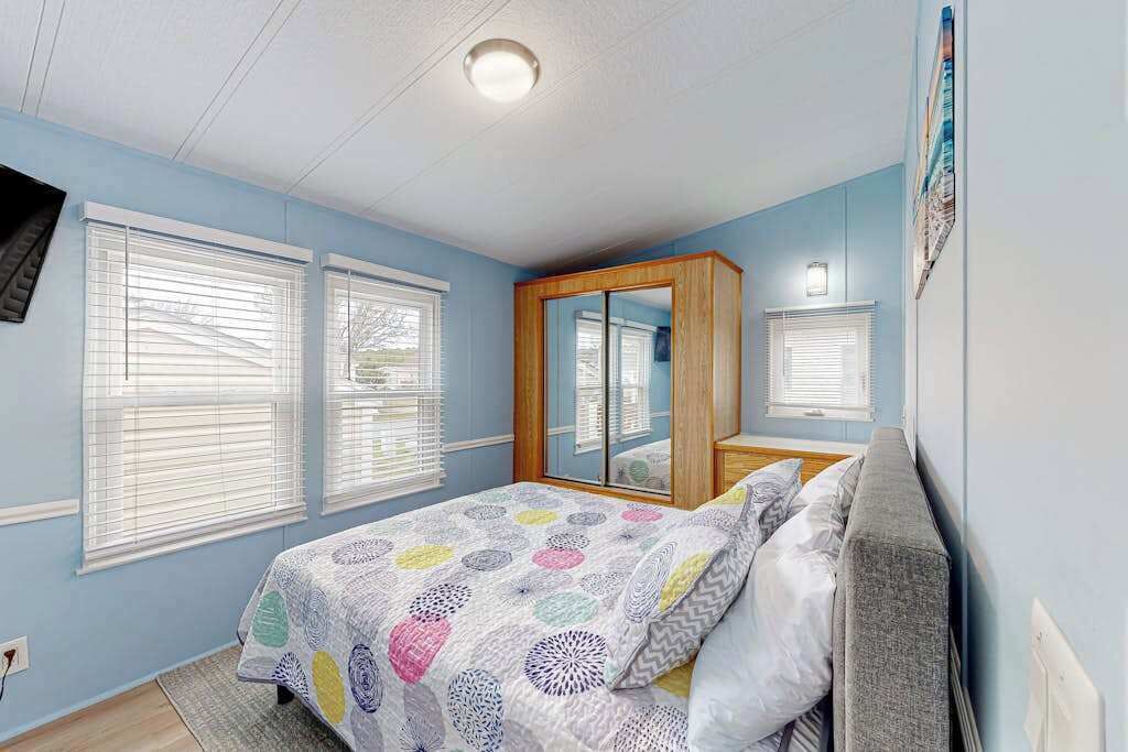 Photo of Bedroom in Assateague Pointe