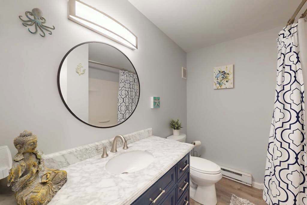 Photo of Bathroom in Caine Woods