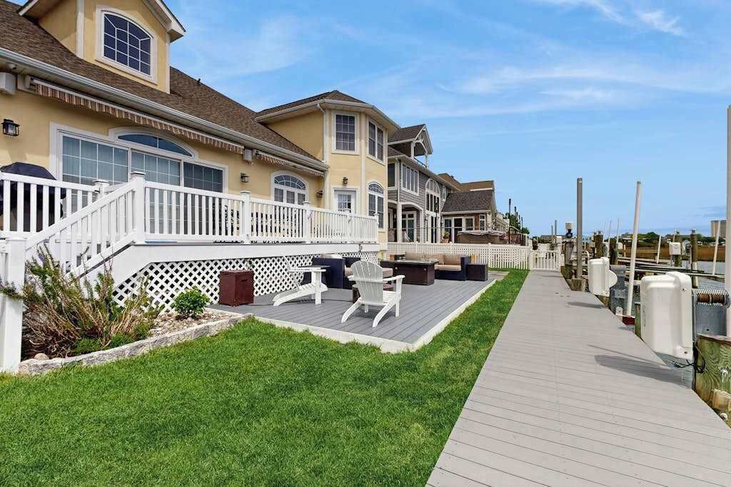 Photo of Patio Balcony in Heron Harbour Isle