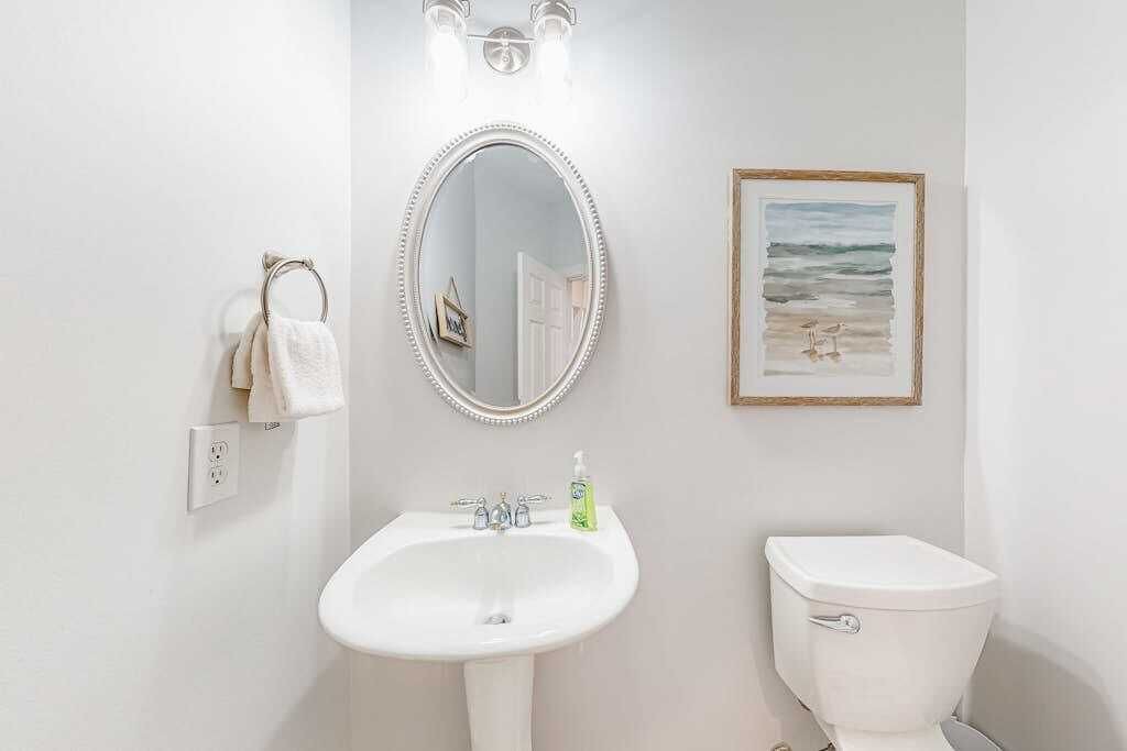 Photo of Bathroom in Sunset Island