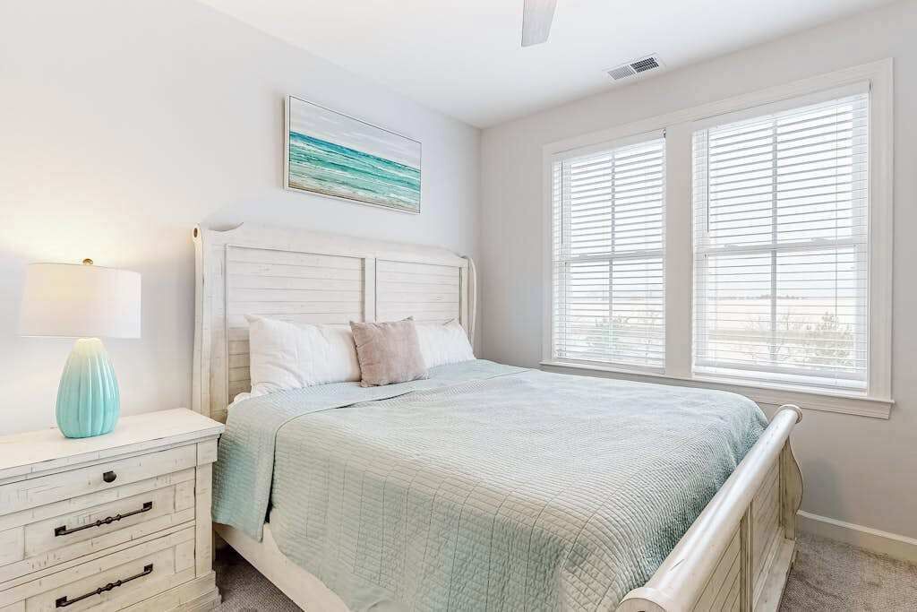 Photo of Bedroom in Sunset Island