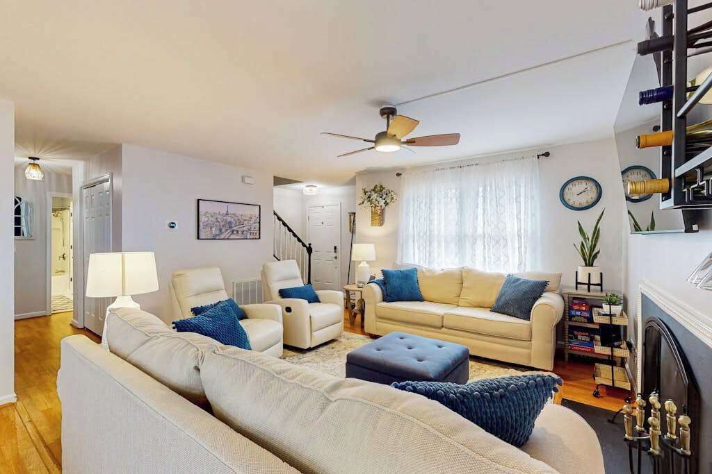 Photo of Livingroom in Ocean Pines