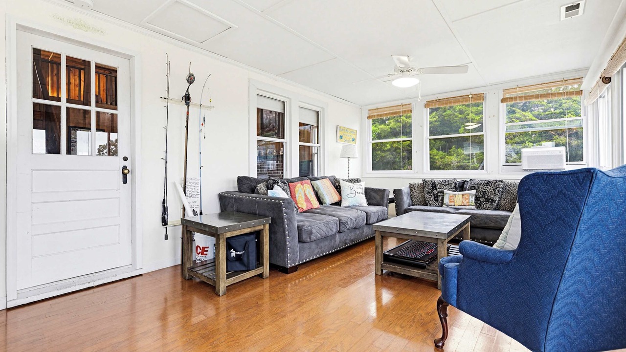 Photo of Livingroom in Lusby