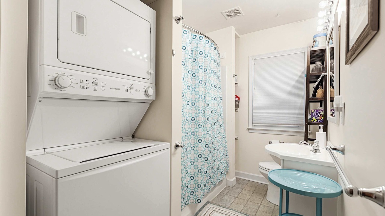 Photo of Bathroom in Lusby
