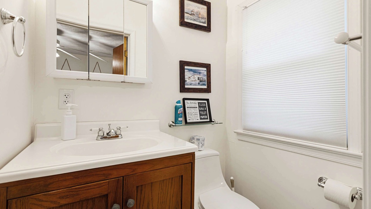 Photo of Bathroom in Lusby