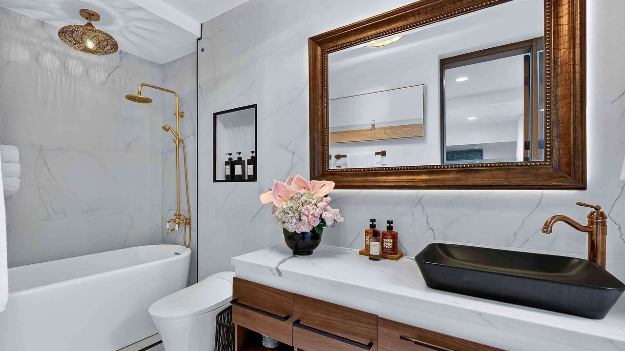 Photo of Bathroom in Miami Shores