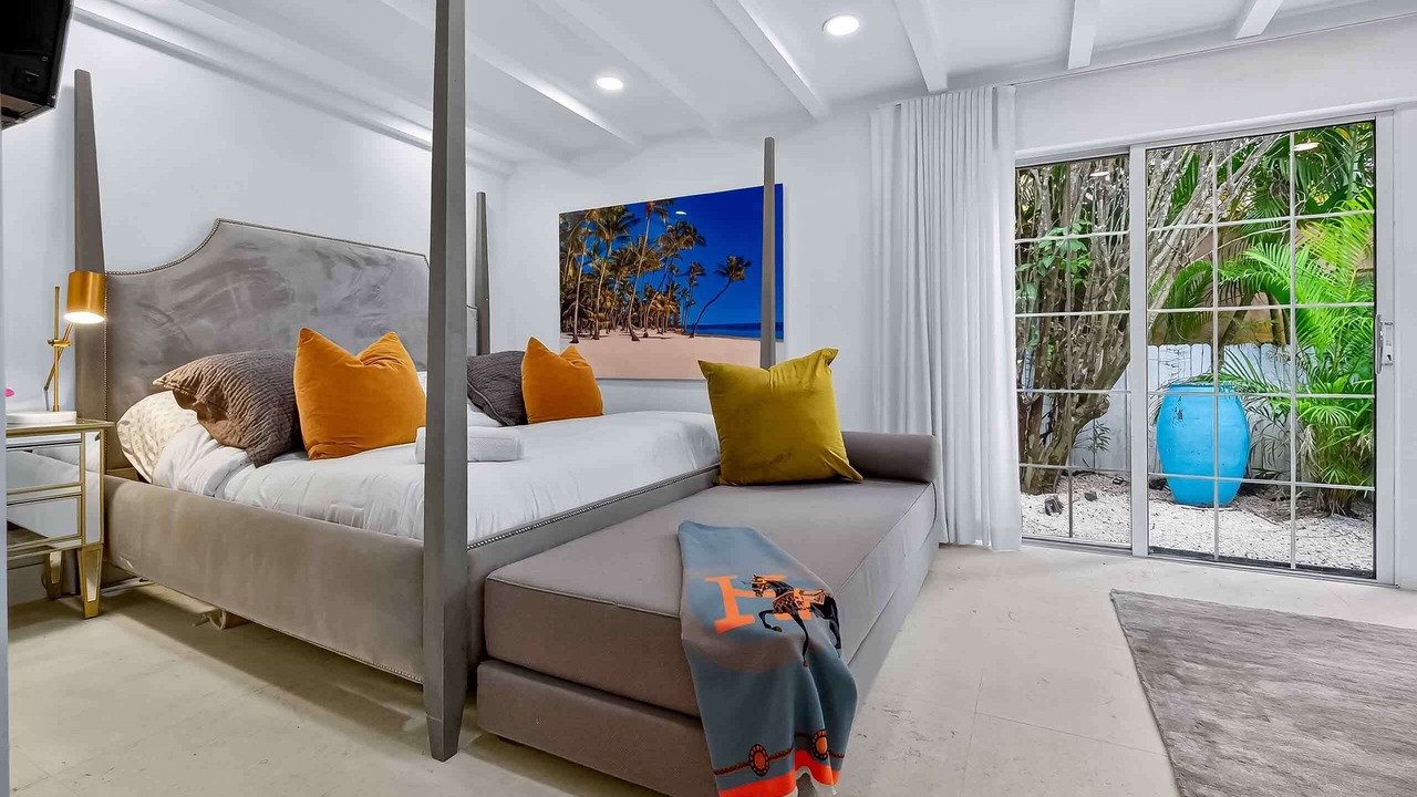 Photo of Bedroom in Miami Shores
