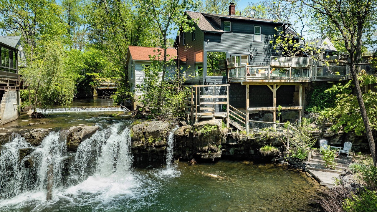 Photo of Outdoor in Woodstock