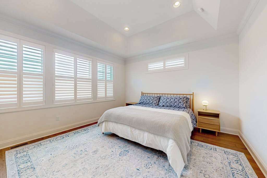 Photo of Bedroom in Cedar Neck