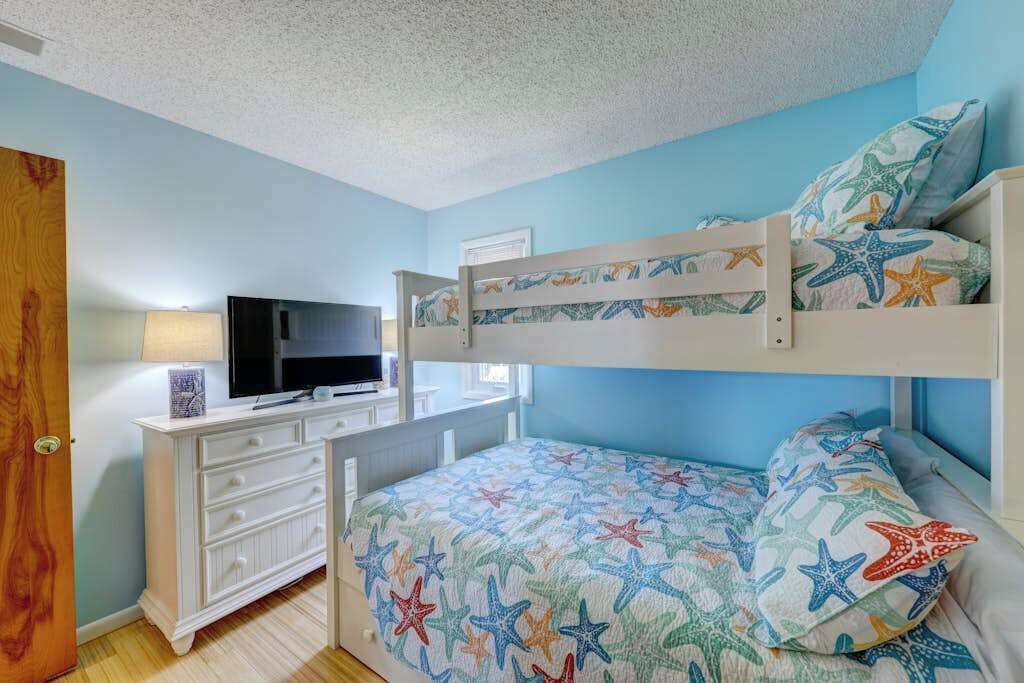 Photo of Bedroom in Sandpiper Pines