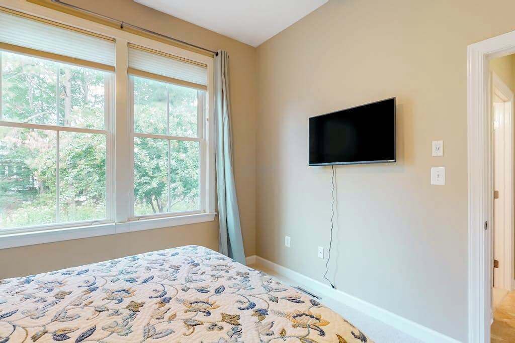 Photo of Bedroom in The Commons