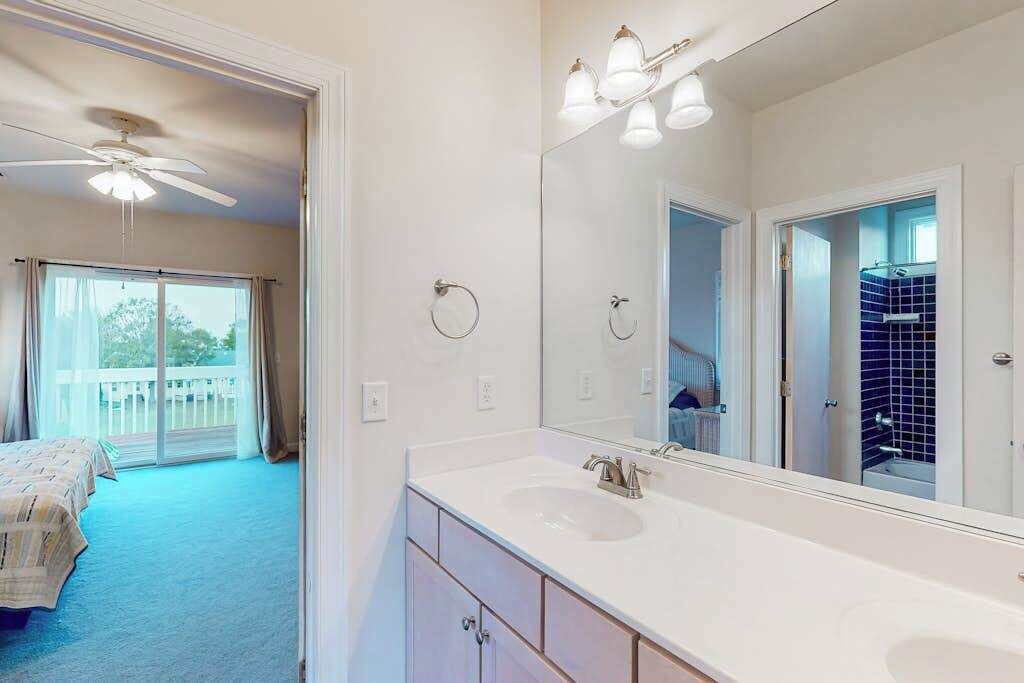 Photo of Bathroom in Ocean View