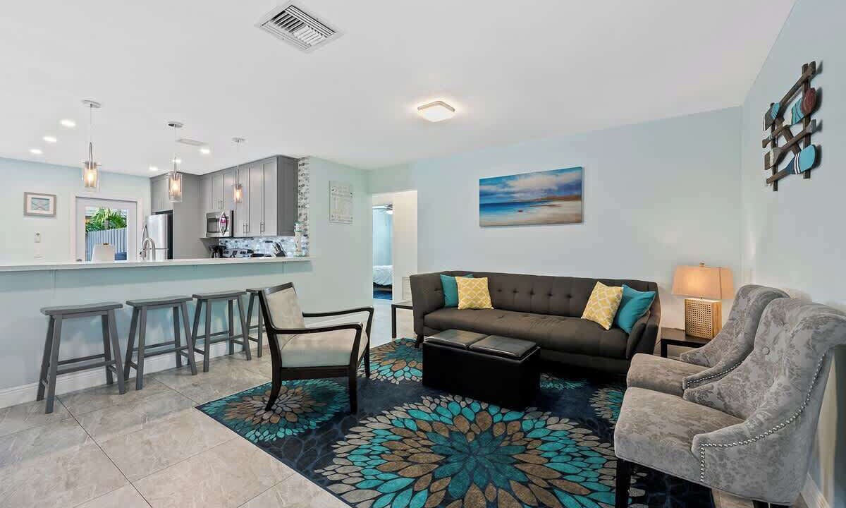 Photo of Bedroom in Dania Beach