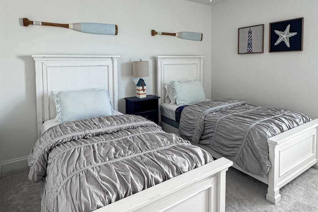 Photo of Bedroom in Cedar Neck