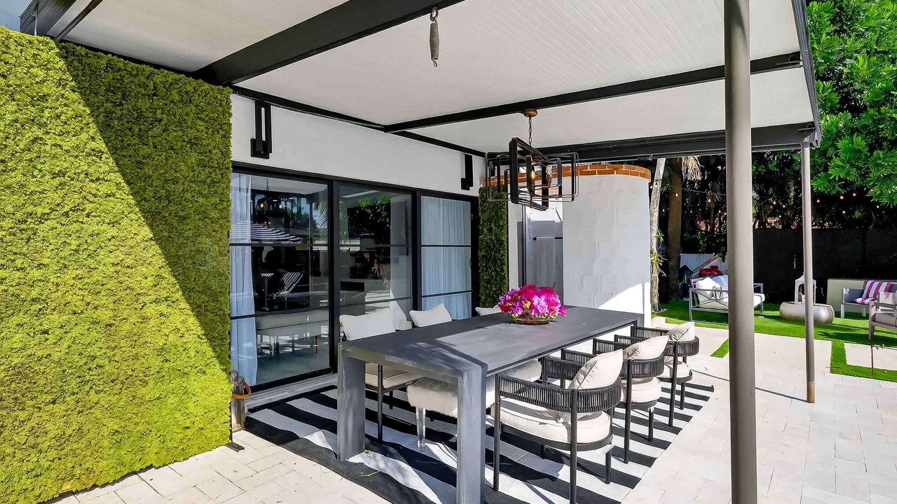Photo of Outdoor in Miami Shores