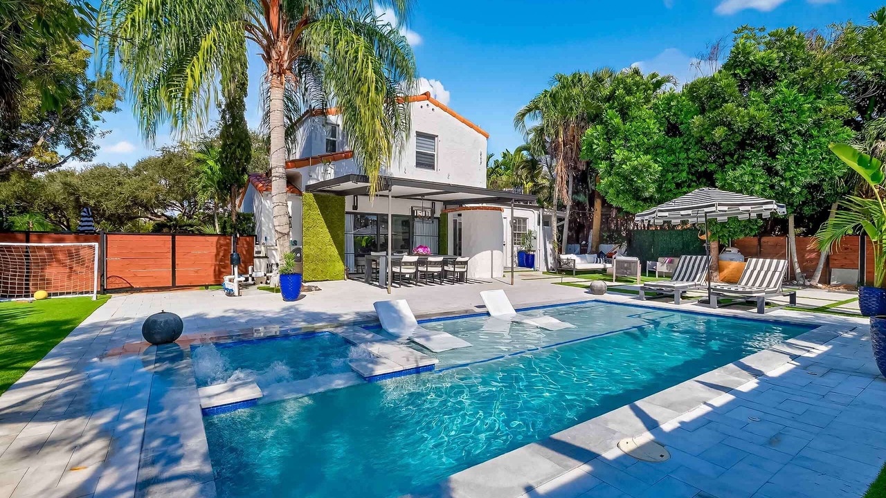 Photo of Outdoor in Miami Shores
