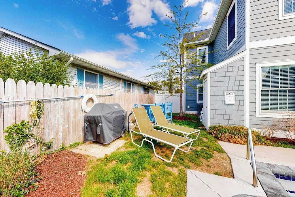 Photo of Patio Balcony in Country Club Estates