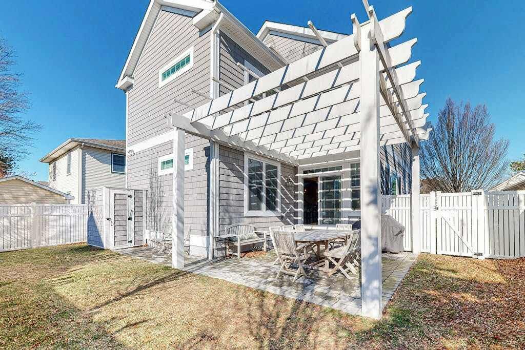 Photo of Outdoor in Country Club Estates