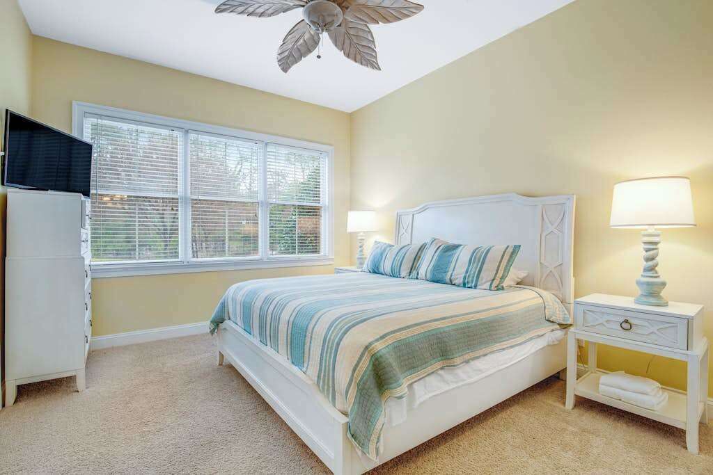 Photo of Bedroom in Bayside Village