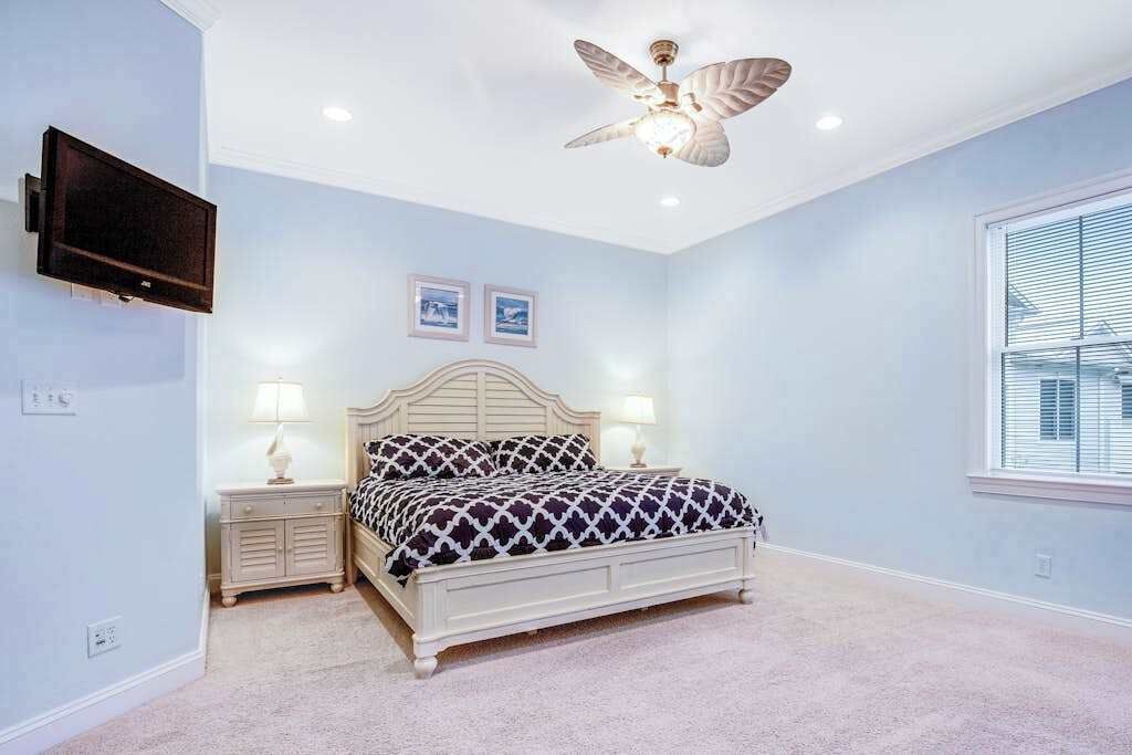 Photo of Bedroom in Bayside Village