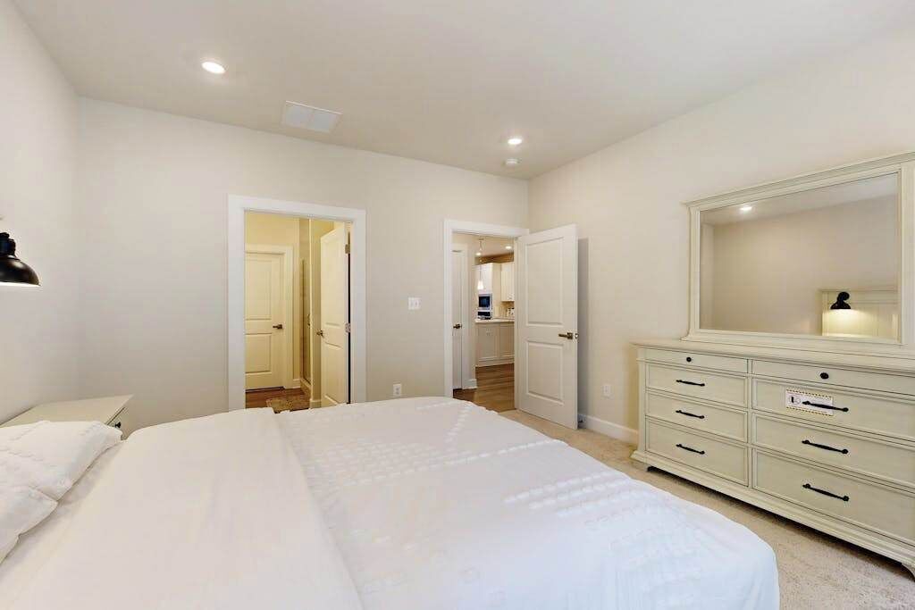 Photo of Bedroom in Long Neck