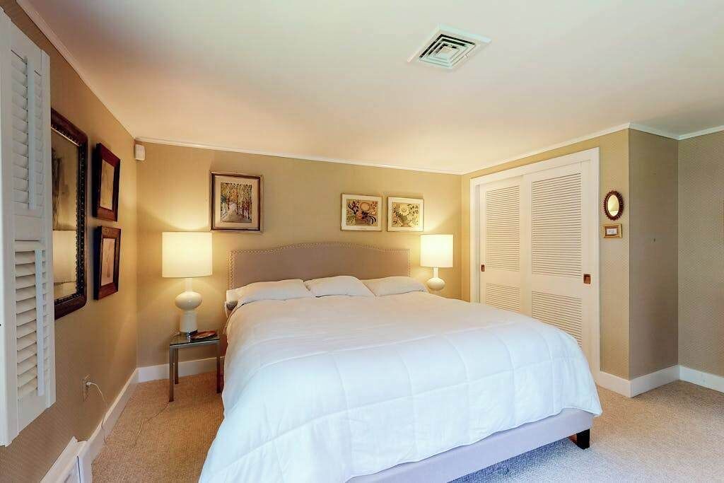 Photo of Bedroom in Yarmouth Port