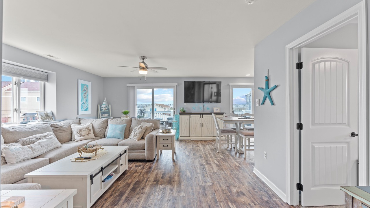 Photo of Livingroom in Shawcrest