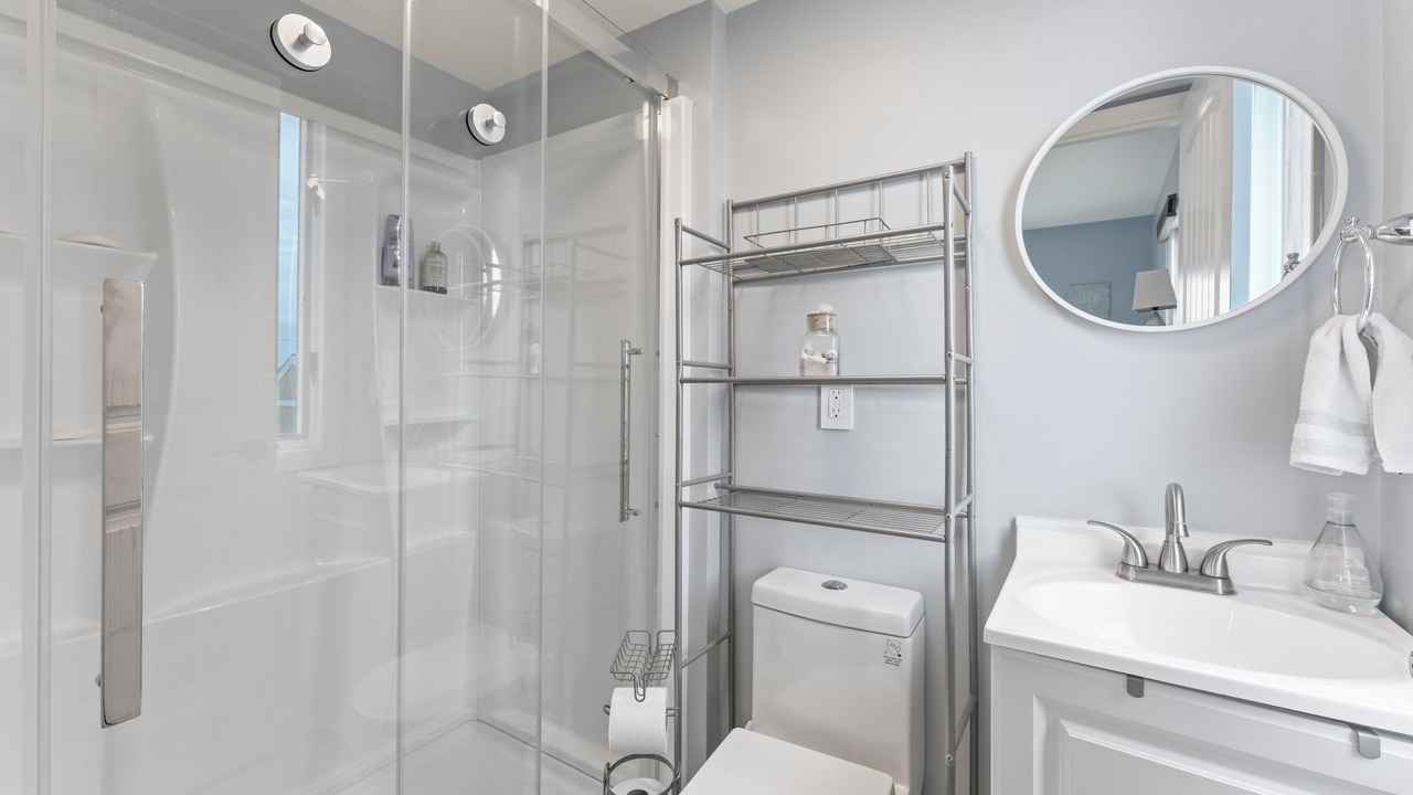 Photo of Bathroom in Shawcrest