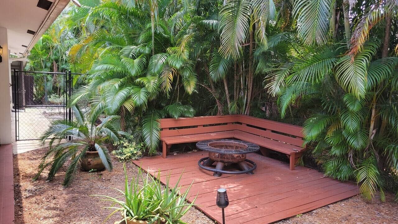Photo of Patio Balcony in Sailboat Bend
