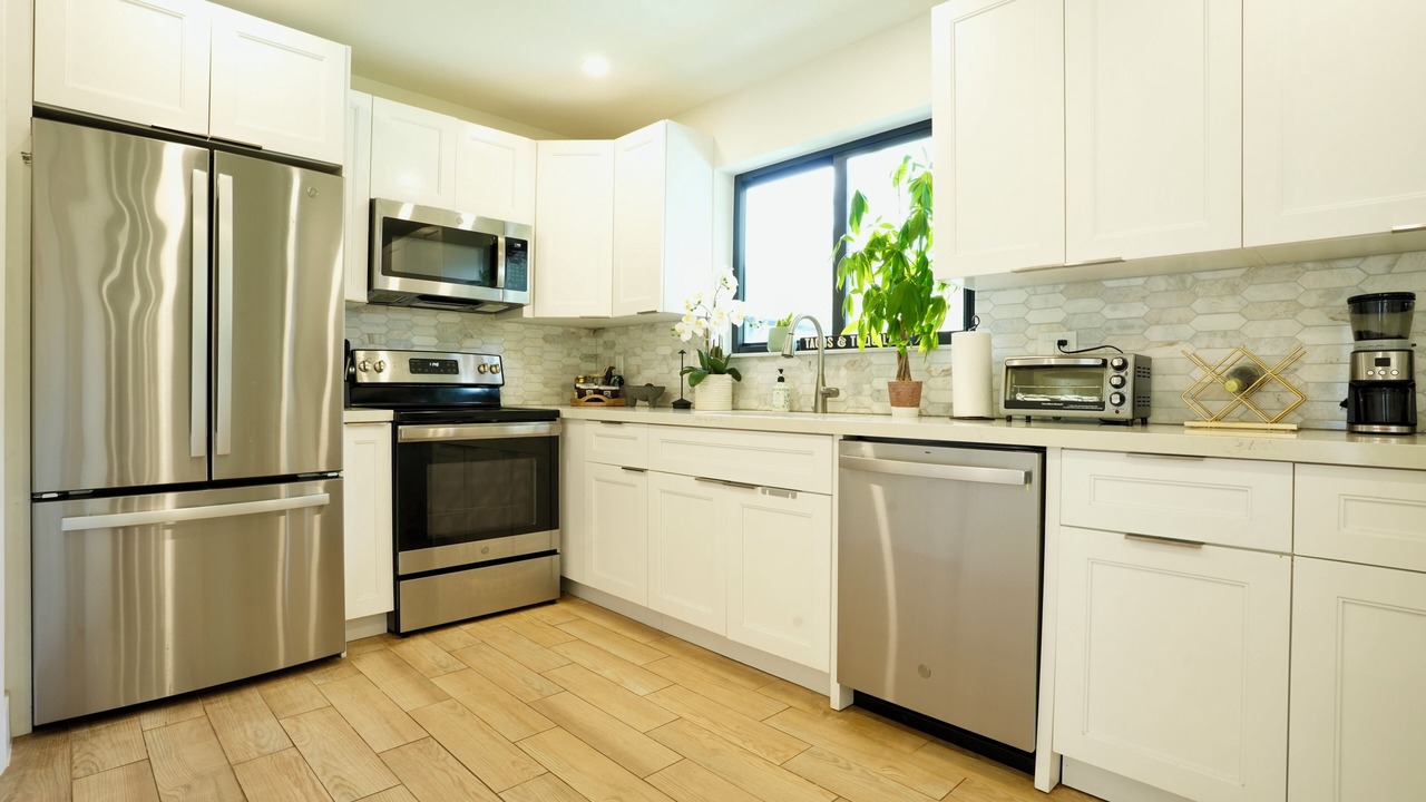 Photo of Kitchen in North Central Hollywood