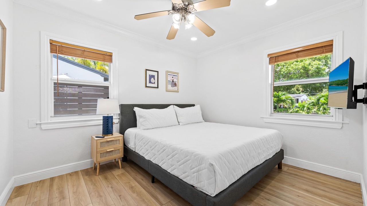 Photo of Bedroom in South Middle River