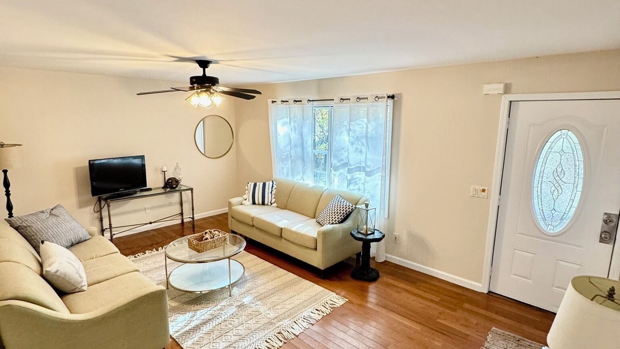 Photo of Livingroom in Millsboro