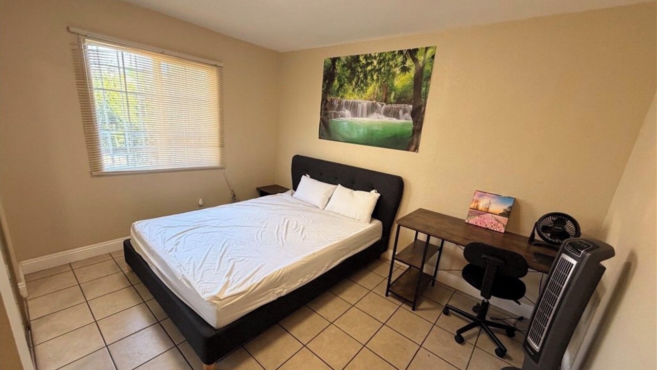Photo of Bedroom in Los Angeles