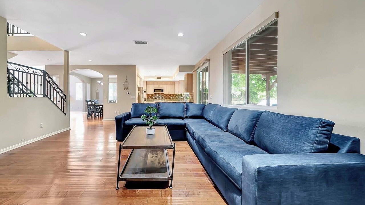Photo of Bedroom in Tarzana