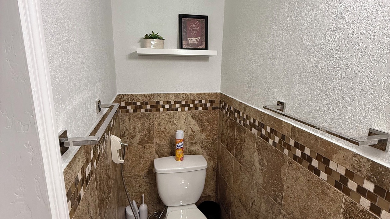 Photo of Bathroom in Boulevard Heights